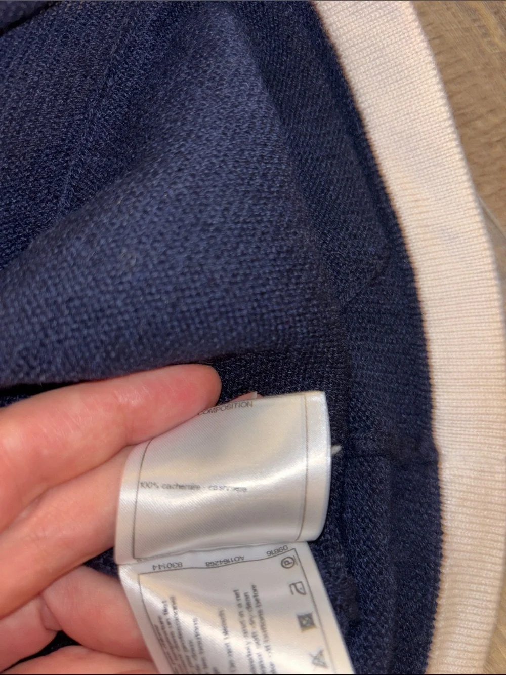 Chanel 2018 Short Sleeve Cashmere Knit Cardigan 36